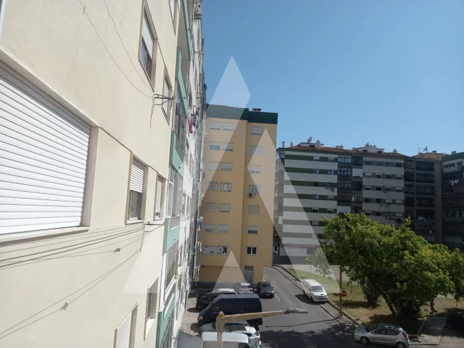 Apartamento T2 para Venda em Seixal, Arrentela e Aldeia de Paio Pires Foto 4