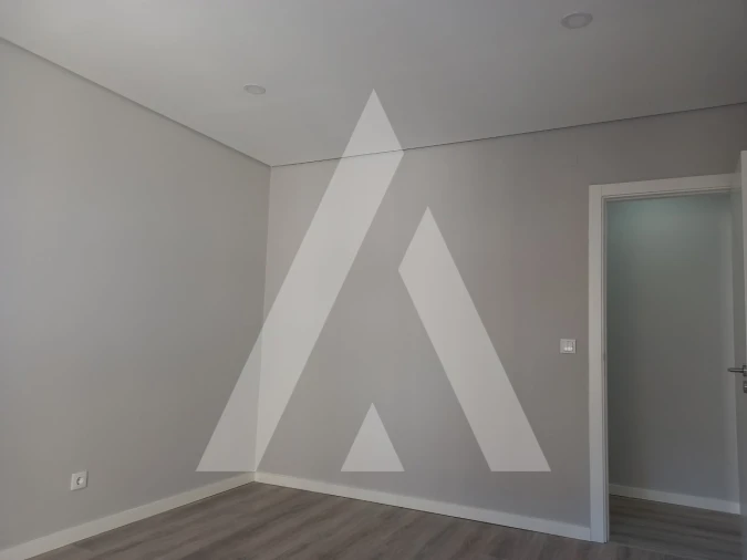 Apartamento T2 para Venda em Seixal, Arrentela e Aldeia de Paio Pires Foto 12