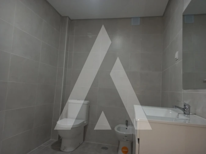 Apartamento T2 para Venda em Seixal, Arrentela e Aldeia de Paio Pires Foto 16