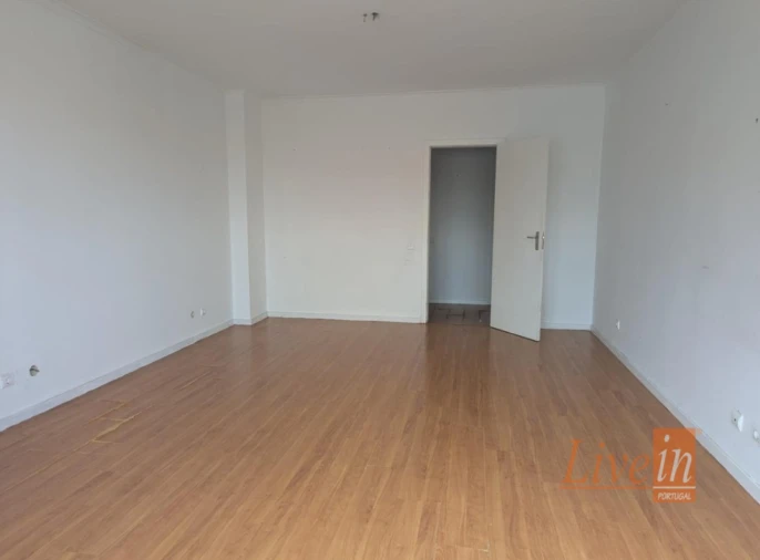 Apartamento T3 para Venda em Aldeia Galega da Merceana e Aldeia Gavinha Foto 2