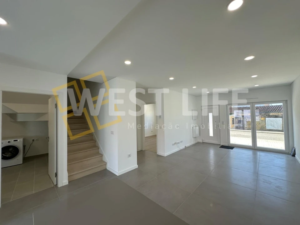 Moradia T4 para Venda em Lourinhã e Atalaia Foto 12