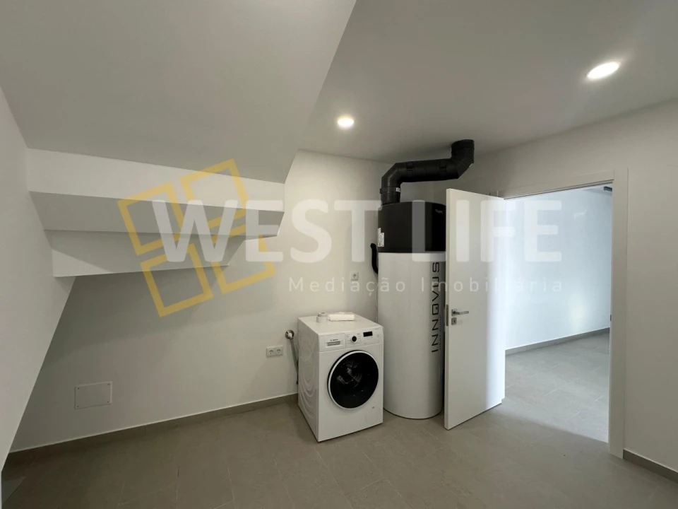 Moradia T4 para Venda em Lourinhã e Atalaia Foto 29