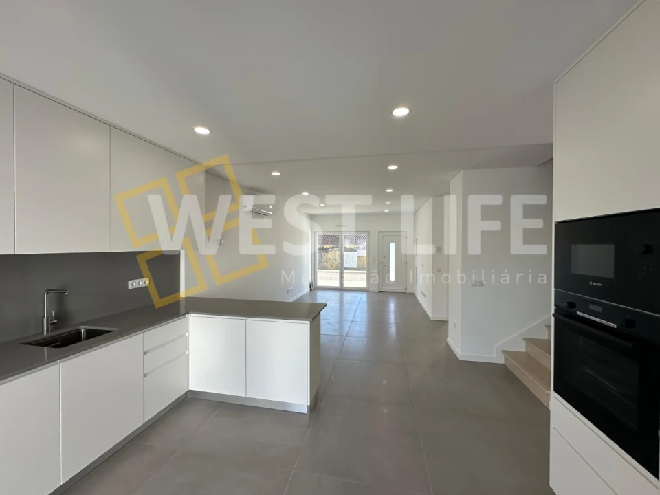 Moradia T4 para Venda em Lourinhã e Atalaia Foto 31