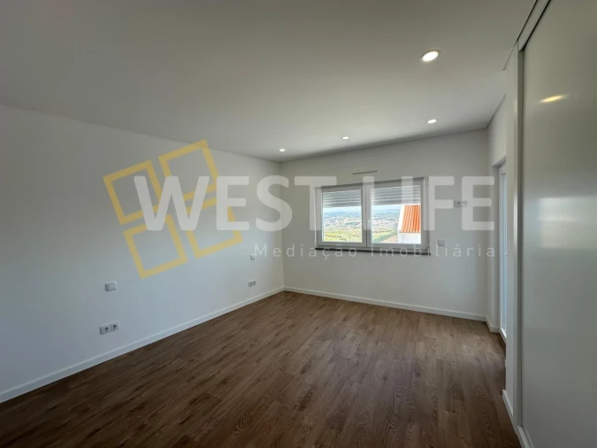 Moradia T4 para Venda em Lourinhã e Atalaia Foto 26