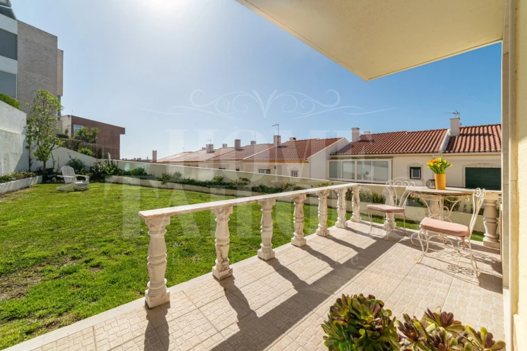 Moradia T5 para Venda em Ericeira Foto 11