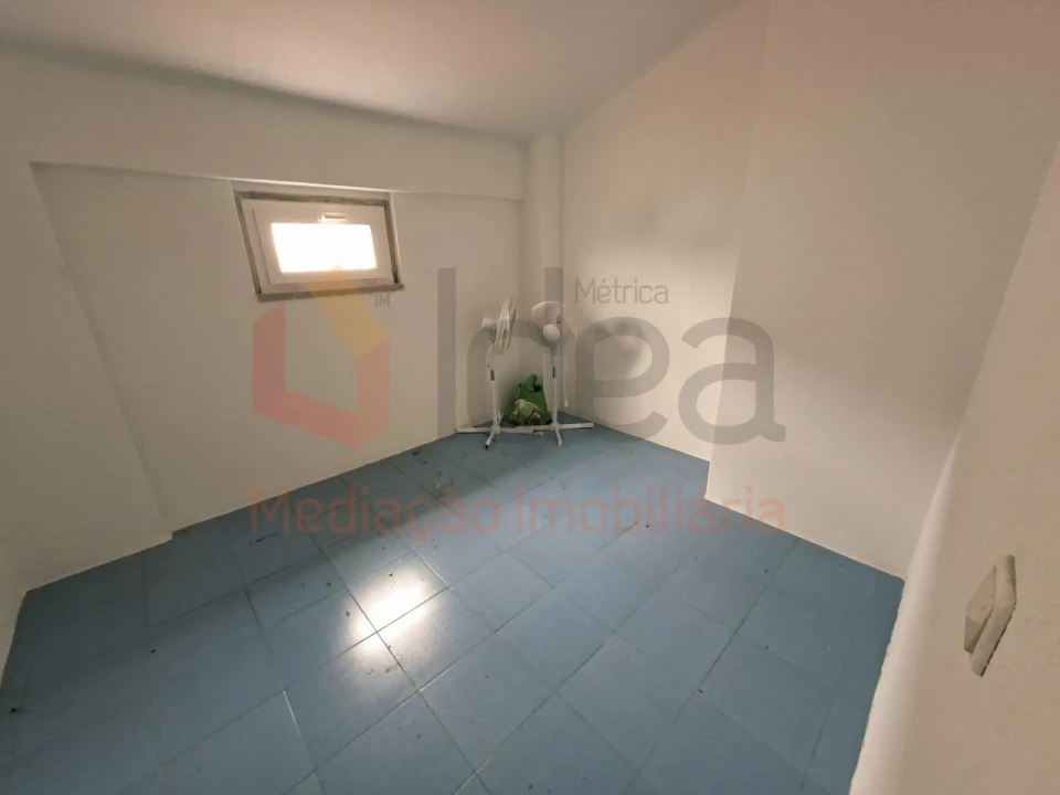 Apartamento T3 para Venda em Rio de Mouro Foto 22