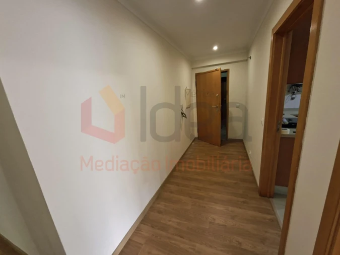 Apartamento T3 para Venda em Rio de Mouro Foto 7