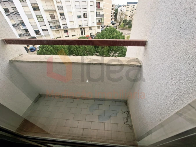 Apartamento T3 para Venda em Rio de Mouro Foto 14