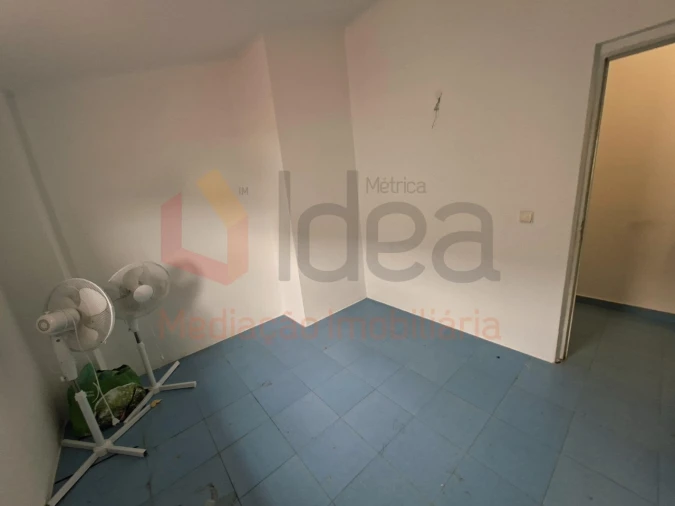 Apartamento T3 para Venda em Rio de Mouro Foto 23