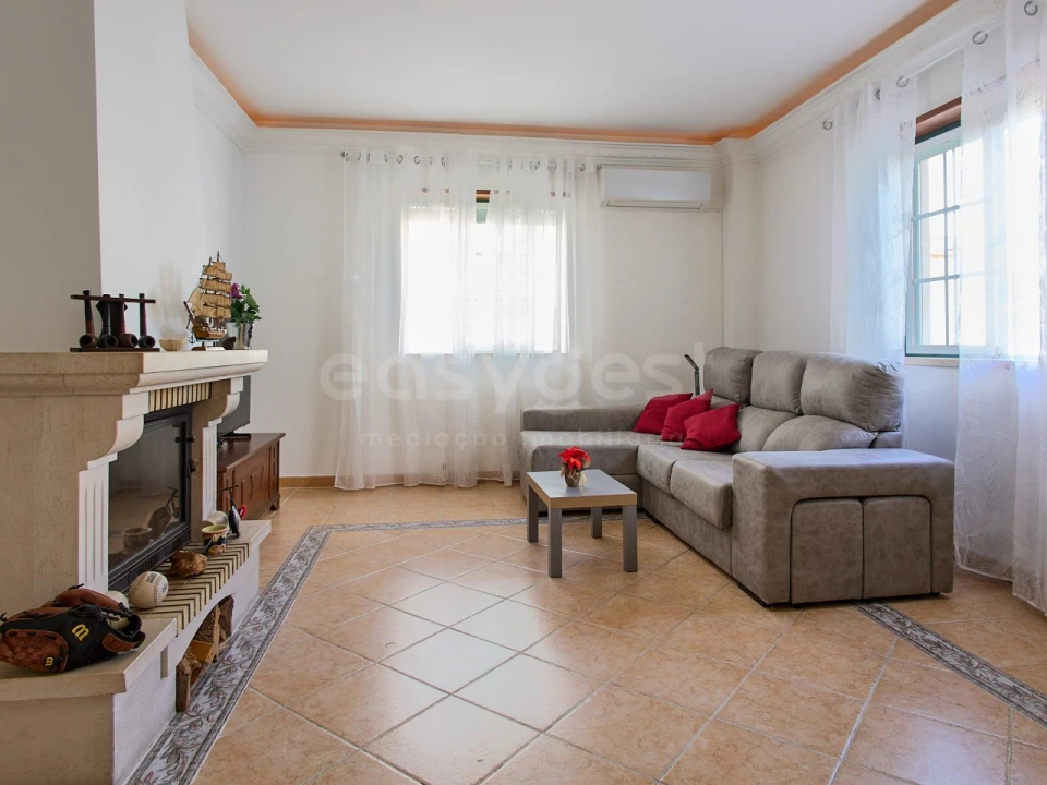 Apartamento T2 para Venda em Vila Real de Santo Antonio Foto 3