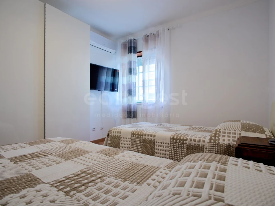 Apartamento T2 para Venda em Vila Real de Santo Antonio Foto 12