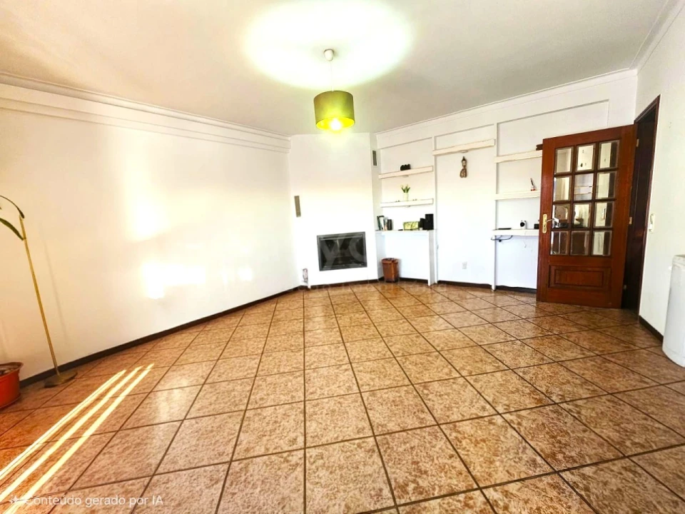 Apartamento T4 para Venda em Abraveses Foto 2