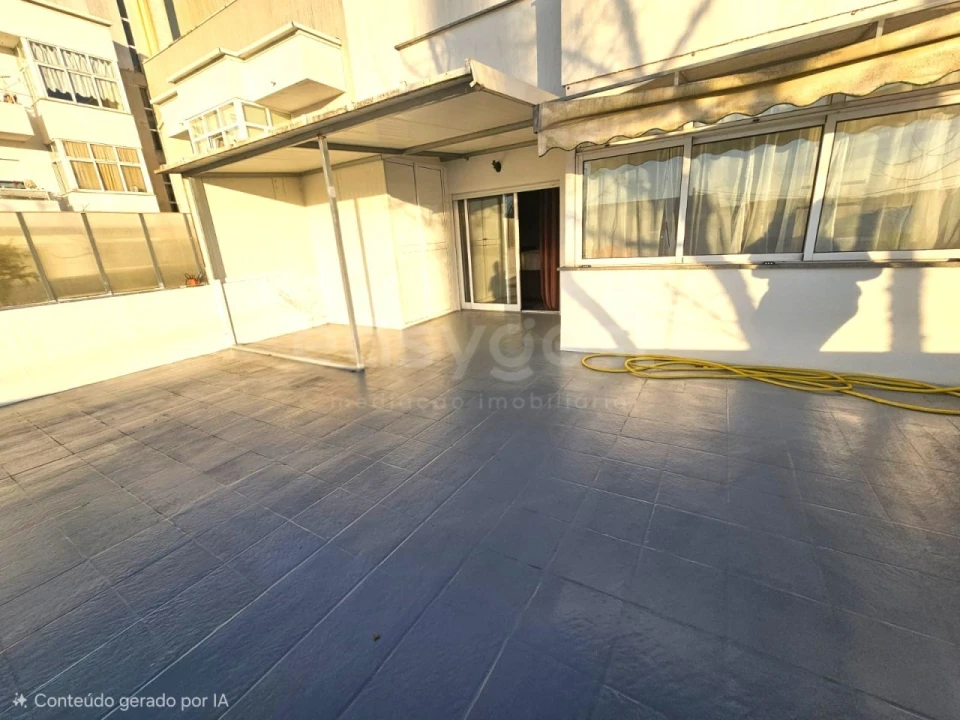 Apartamento T4 para Venda em Abraveses Foto 17