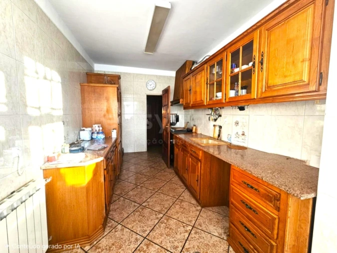 Apartamento T4 para Venda em Abraveses Foto 3