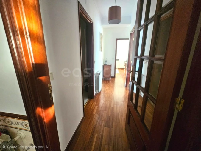 Apartamento T4 para Venda em Abraveses Foto 6