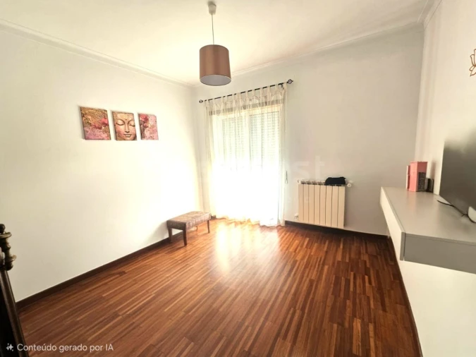 Apartamento T4 para Venda em Abraveses Foto 8