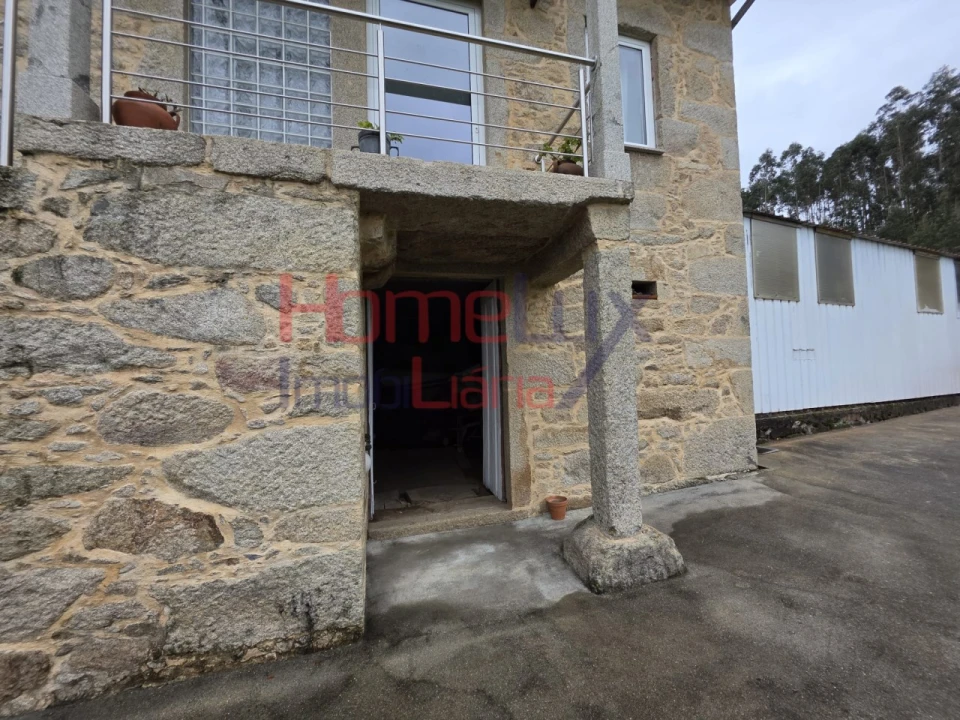 Moradia T3 para Venda em Silva Escura e Dornelas Foto 3