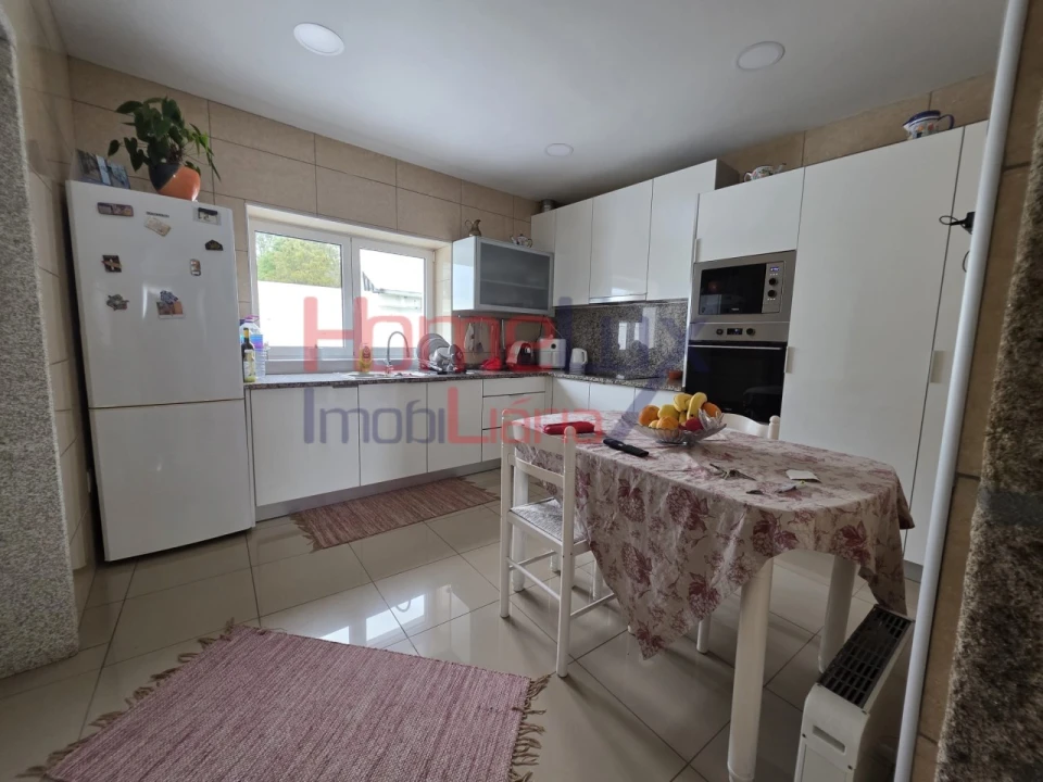 Moradia T3 para Venda em Silva Escura e Dornelas Foto 31