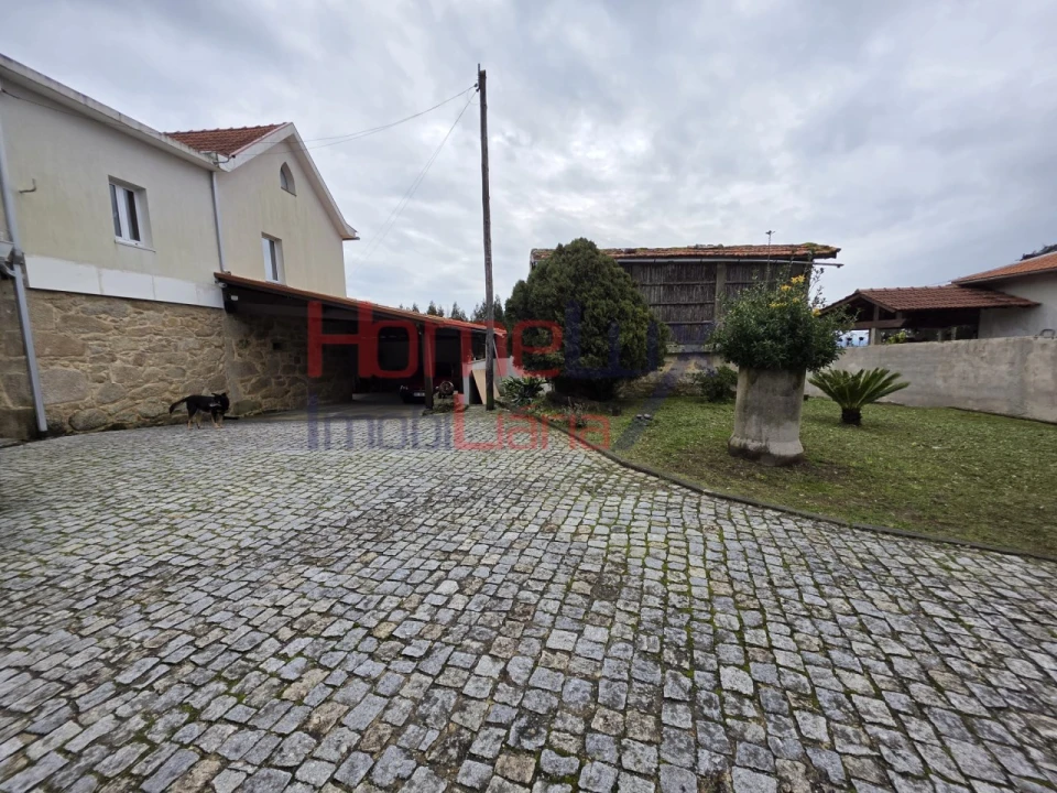 Moradia T3 para Venda em Silva Escura e Dornelas Foto 37