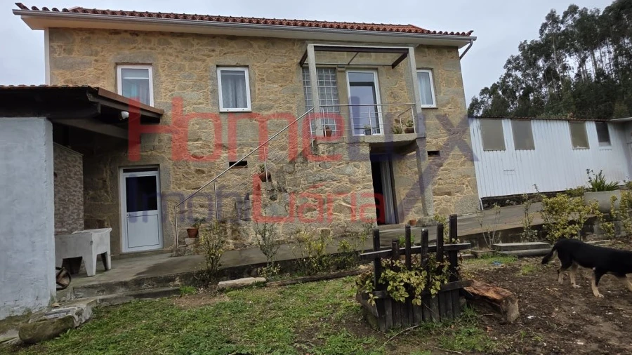 Moradia T3 para Venda em Silva Escura e Dornelas