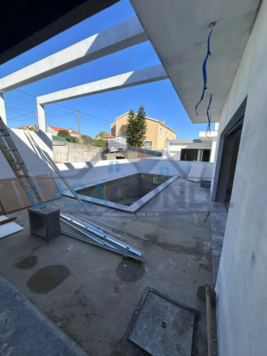 Moradia T3 para Venda em Fernao Ferro Foto 16