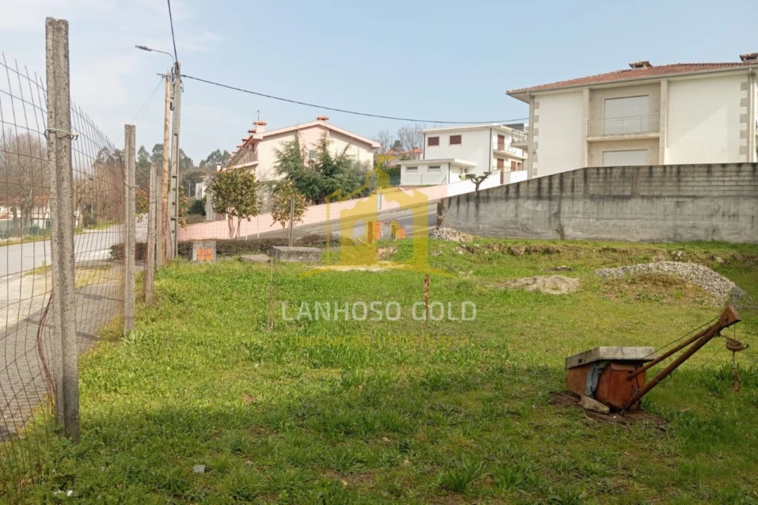 Terreno para Venda em Souto Santa Maria, Souto São Salvador e Gondomar Foto 2