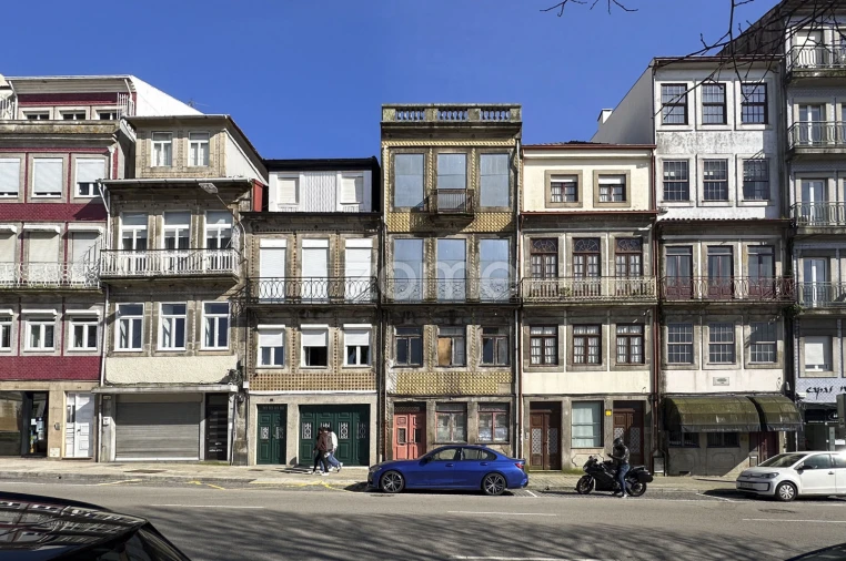 Prédio para Venda em Cedofeita, Santo Ildefonso, Sé, Miragaia, São Nicolau e Vitória Foto 19