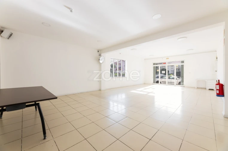 Negócio para Venda em Ferreiros e Gondizalves Foto 4