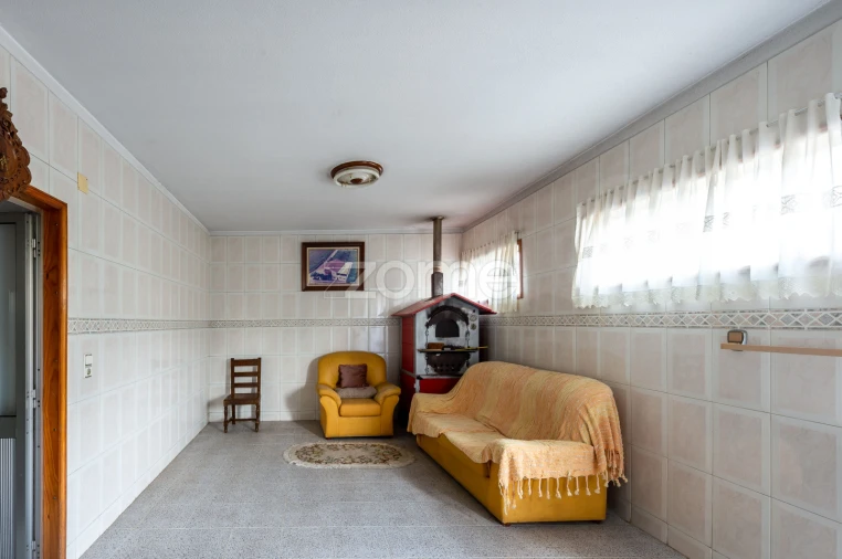 Moradia T7 para Venda em Campo e Sobrado Foto 9