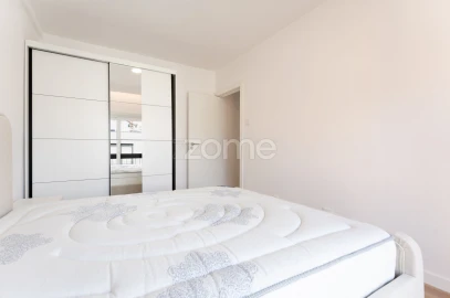 Apartamento T2 para Arrendamento em Cedofeita, Santo Ildefonso, Sé, Miragaia, São Nicolau e Vitória