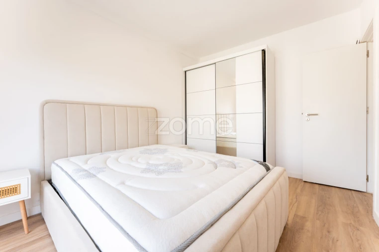 Apartamento T2 para Arrendamento em Cedofeita, Santo Ildefonso, Sé, Miragaia, São Nicolau e Vitória Foto 13