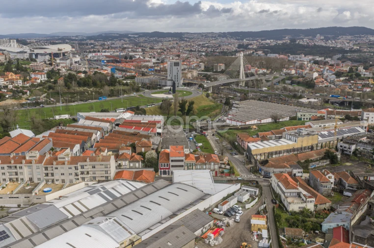 Moradia T3 para Venda em Campanhã Foto 29