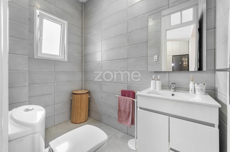 Moradia T3 para Venda em Campanhã Foto 9