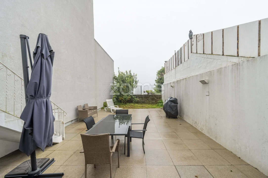 Moradia T3 para Venda em Campanhã Foto 10