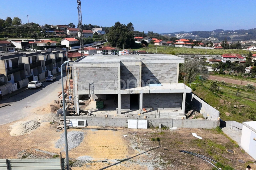 Moradia T3 para Venda em Vale (São Cosme), Telhado e Portela Foto 12