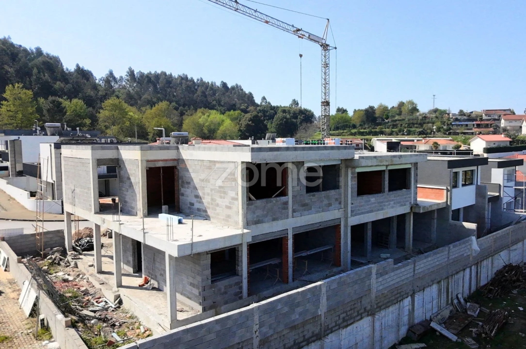 Moradia T3 para Venda em Vale (São Cosme), Telhado e Portela Foto 14