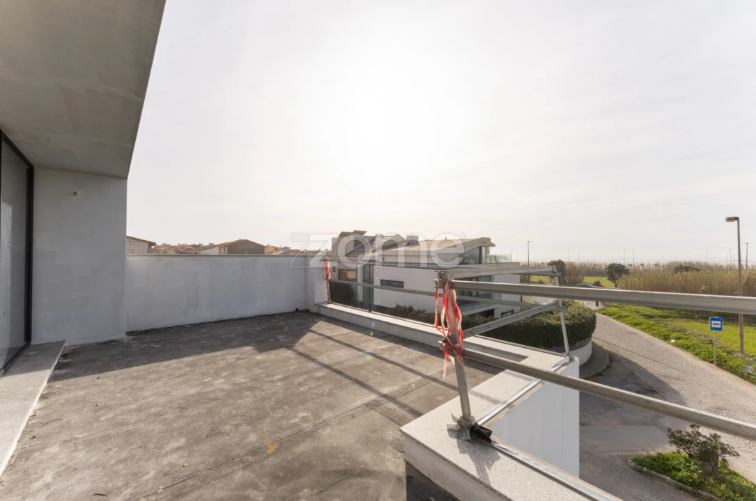 Moradia T4 para Venda em Perafita, Lavra e Santa Cruz do Bispo Foto 5