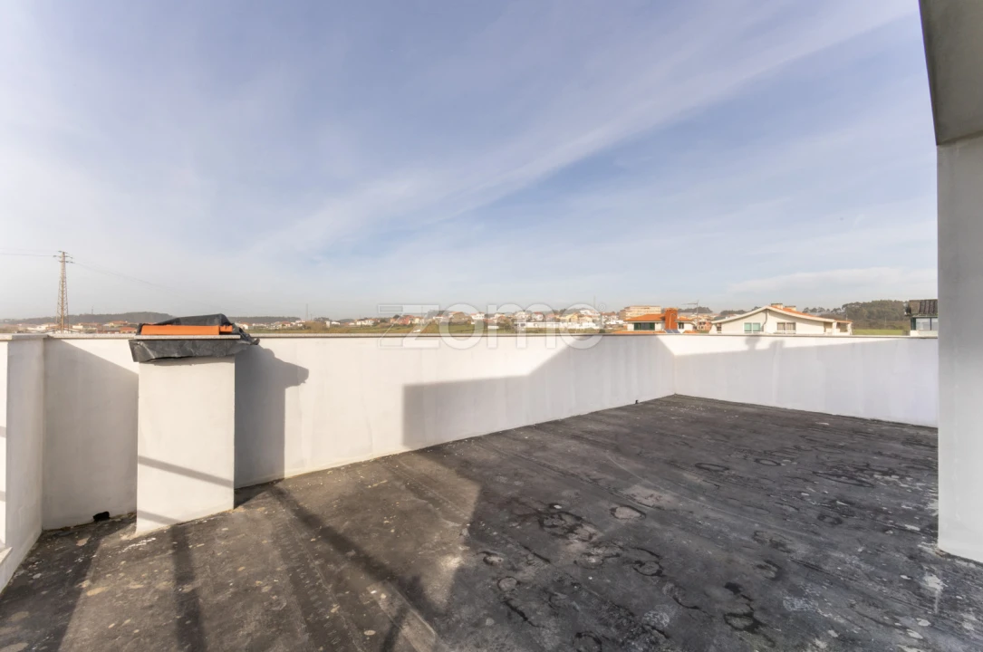 Moradia T4 para Venda em Perafita, Lavra e Santa Cruz do Bispo Foto 8