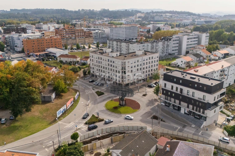 Apartamento T1 para Venda em Paços de Ferreira Foto 14
