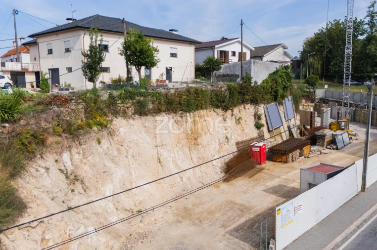 Apartamento T1 para Venda em Paços de Ferreira Foto 18
