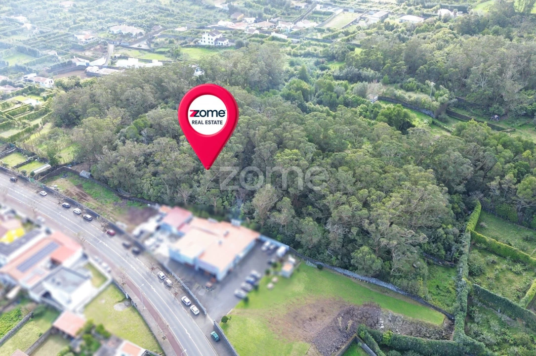 Terreno para Venda em Rabo de Peixe Foto 4