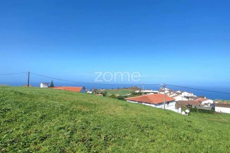 Terreno para Venda em Algarvia Foto 2