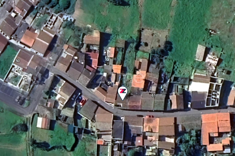 Moradia T2 para Venda em Povoação Foto 14