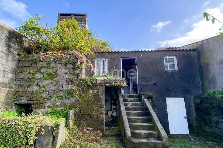 Moradia T2 para Venda em Povoação Foto 12