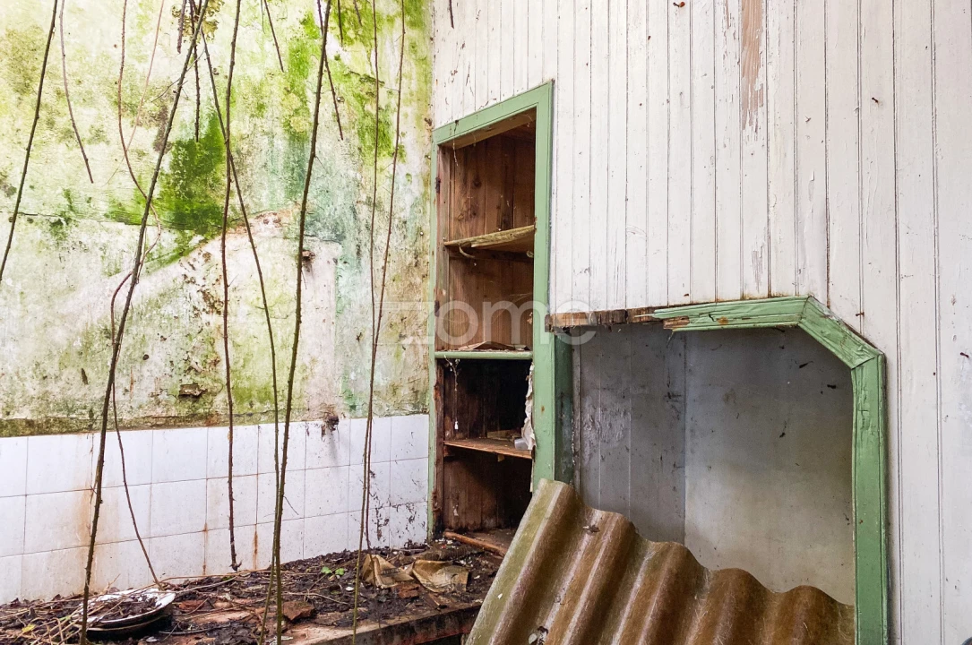 Moradia T2 para Venda em Povoação Foto 6