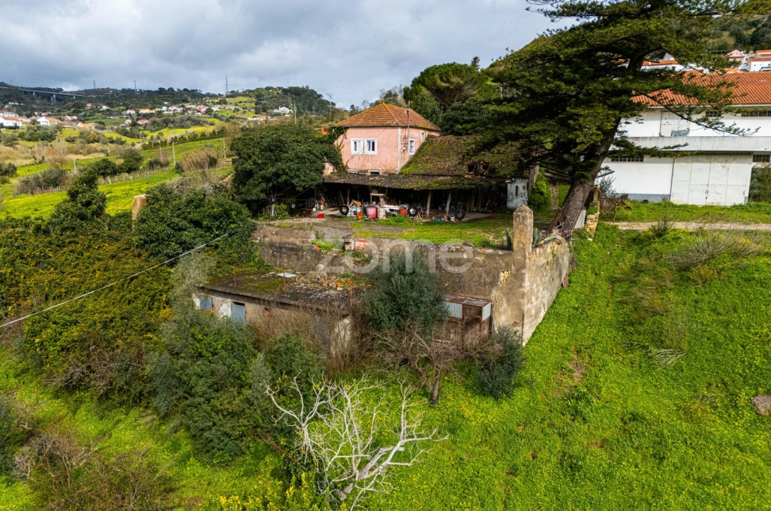 Terreno Comércio / Armazém para Venda em Alverca do Ribatejo e Sobralinho Foto 12