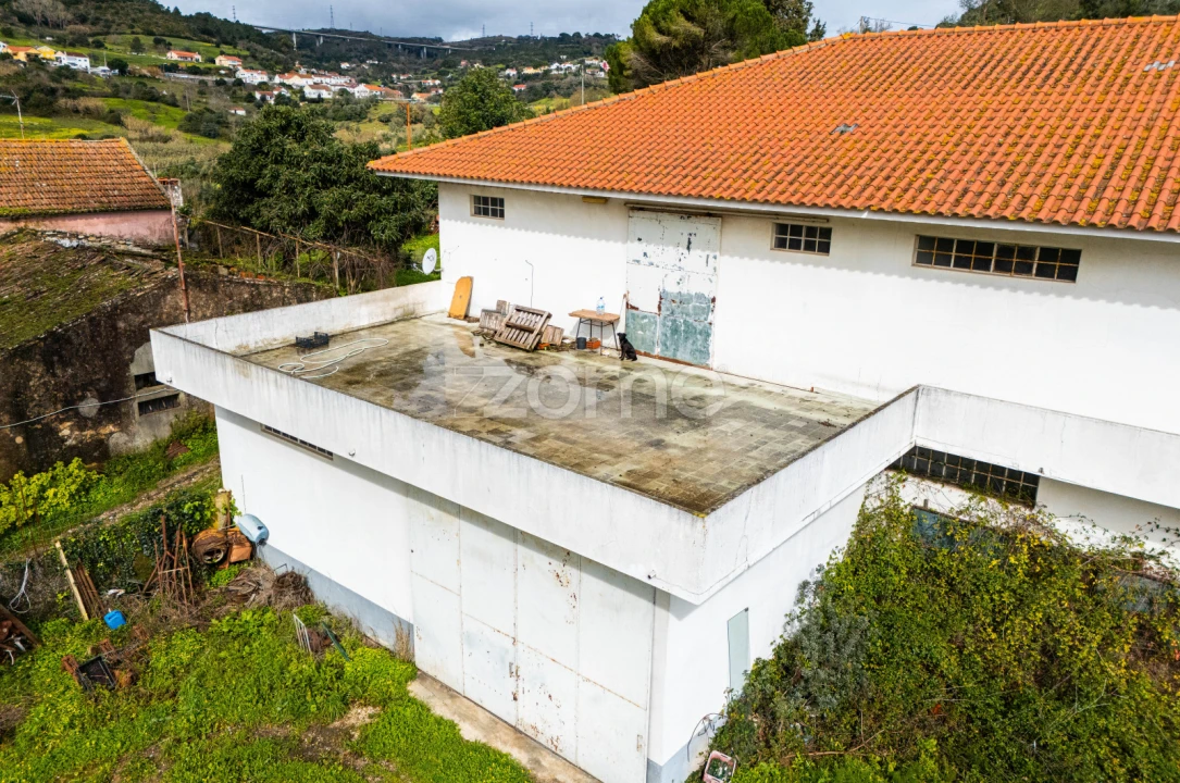 Terreno Comércio / Armazém para Venda em Alverca do Ribatejo e Sobralinho Foto 7