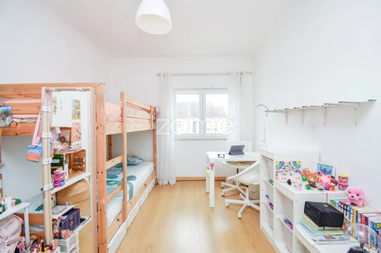 Apartamento T2 para Venda em Carcavelos e Parede Foto 14