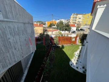 Moradia T3 para Venda em Cascais e Estoril