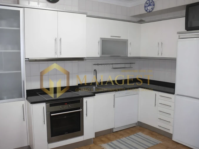 Apartamento T2 para Venda em Vilar de Andorinho Foto 1